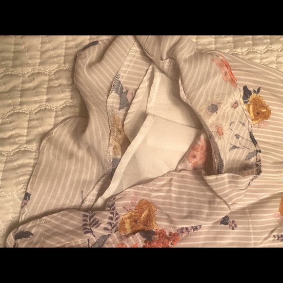 Solemio Los Angeles Cut out Romper - Picture 6 of 6